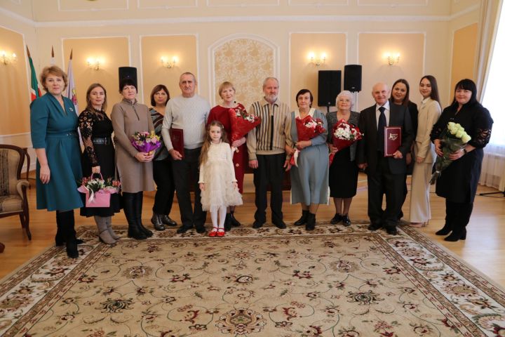 В Алексеевском ЗАГСе прошло чествование «золотых» семейных пар