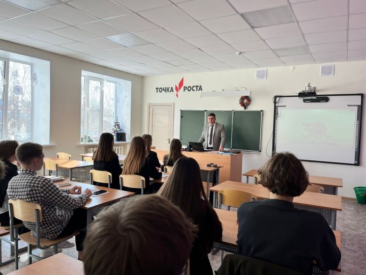 Парламентский урок для алексеевских школьников