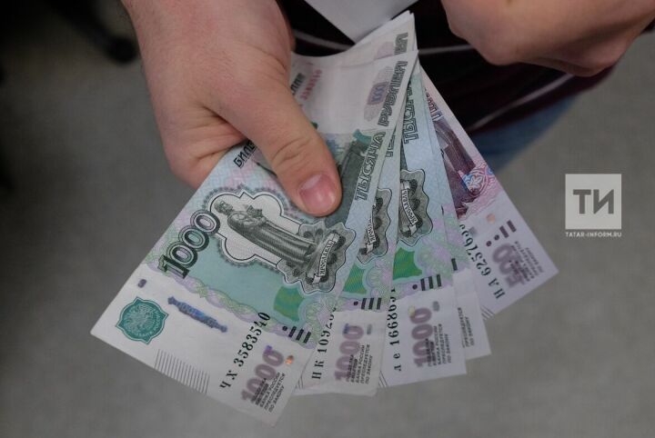 Из-за долгов за границу не смогли выехать 63 тысячи татарстанцев