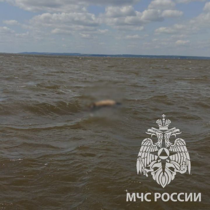 В Каме в Татарстане спасатели обнаружили тело мужчины, утонувшего на рыбалке