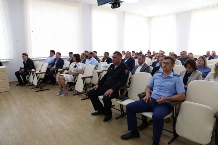 В Алексеевском состоялось 24 заседание Совета муниципального района