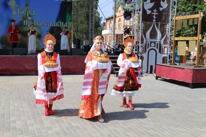 Фоторепортаж: в Алексеевском проходит XXI фестиваль колокольного звона «Алексеевские перезвоны – 2023»