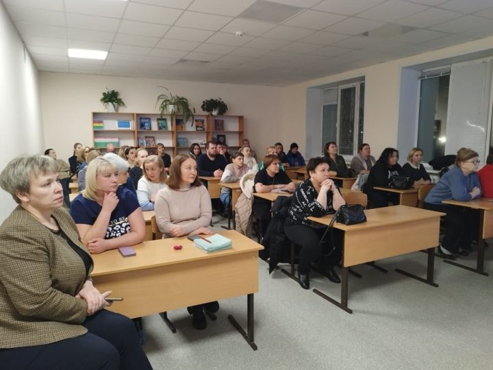 В первой школе райцентра прошло собрание родительских комитетов