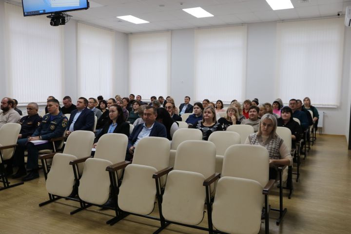 В Алексеевском районе прошло заседание комиссии по безопасности дорожного движения