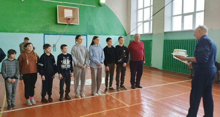 В Левашевской школе прошли соревнования по спортивному туризму «Залинг-2024»