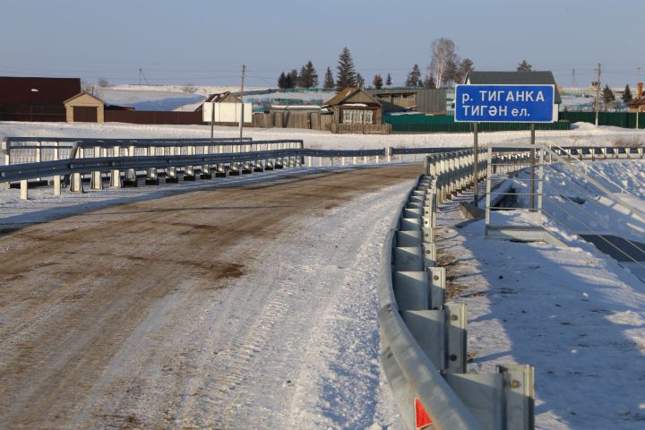 В Нижних Тиганах открыли мост после полной реконструкции