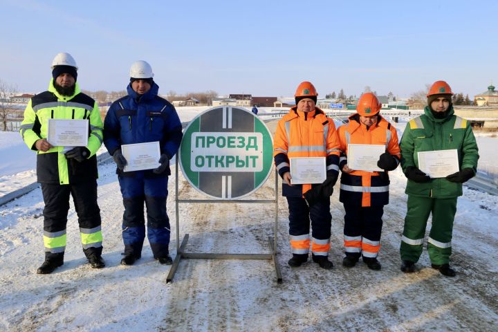 В Нижних Тиганах открыли мост после полной реконструкции