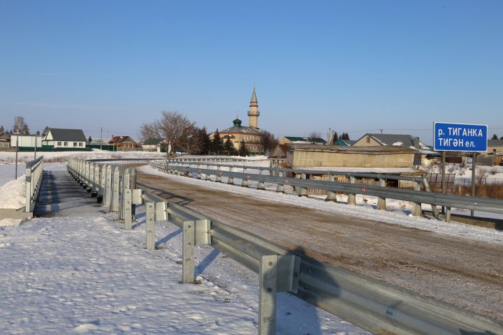 В Нижних Тиганах открыли мост после полной реконструкции