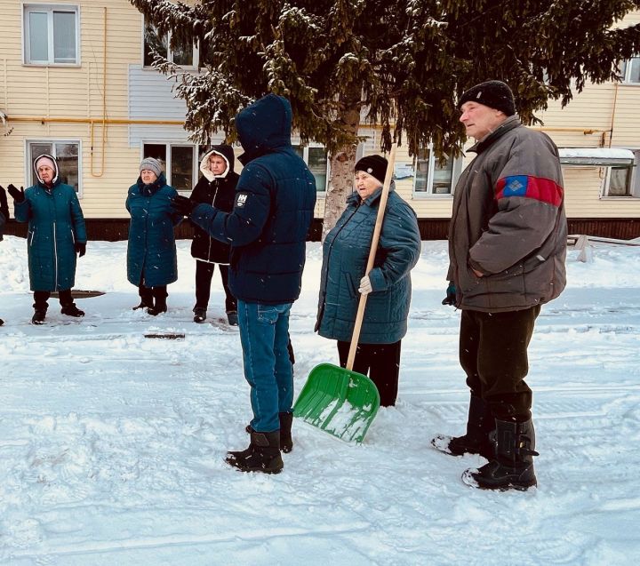 В Алексеевском состоялось обсуждение уборки снега на дворовых территориях