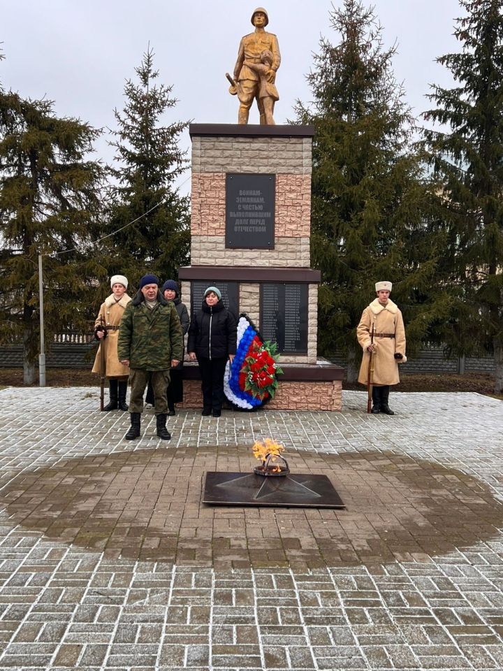 В Билярске почтили память неизвестных героев