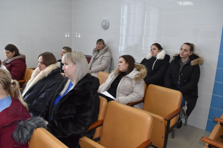 В Алексеевской ЦРБ будущим мамам напомнили о соблюдении правил перевозки детей