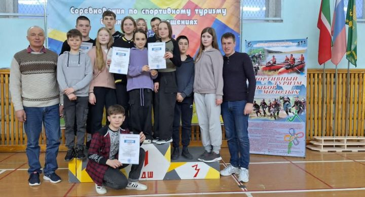 Команды юных туристов из Алексеевского района заняли призовые места на Республиканских соревнованиях по спортивному туризму «СТАРТ UP»
