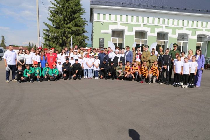 Раис Республики Татарстан Рустам Минниханов совершил рабочую поездку в Алексеевский район