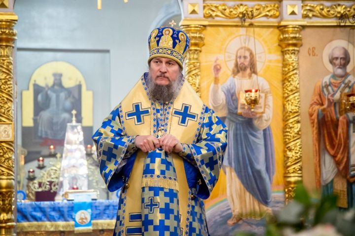 Верующих поздравили с праздником Покровом Пресвятой Богородицы