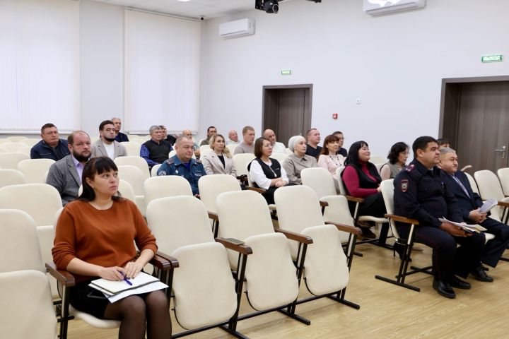 Сергей Демидов провёл заседание комиссии по безопасности дорожного движения