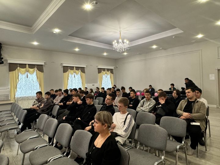 В Алексеевском районе представили спектакль «Одиннадцатая заповедь»
