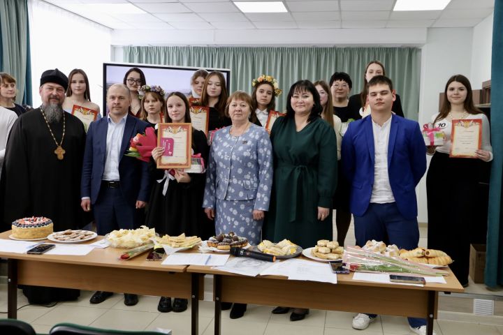 В Алексеевском аграрном колледже выбрали «Мисс колледж 2025»