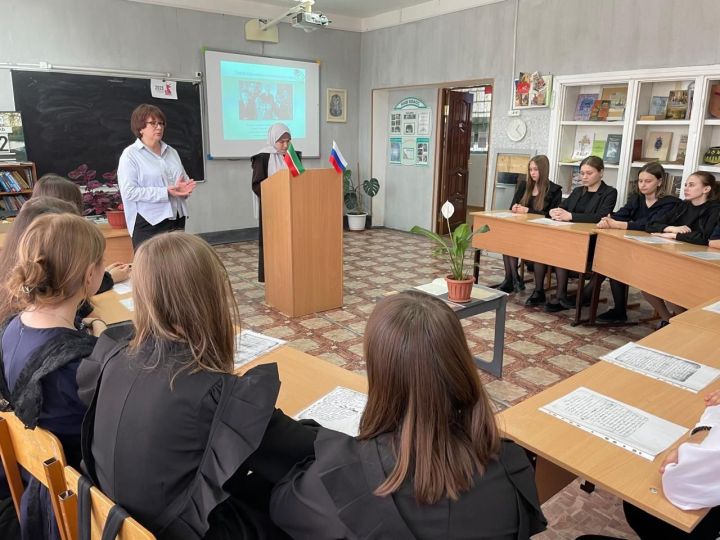В Мокрокурналинской школе вспоминали фронтовика Имама Каримова
