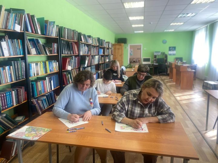 В Алексеевской библиотеке прошла патриотическая акция