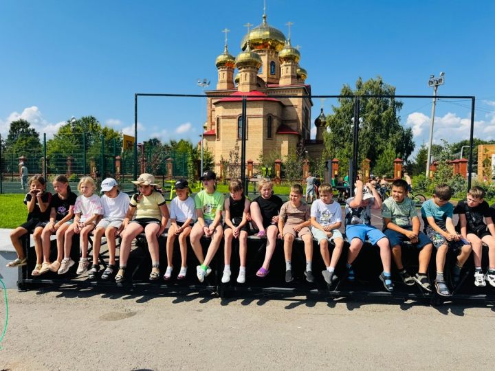 В парке «Семья» отметили Международный день дружбы