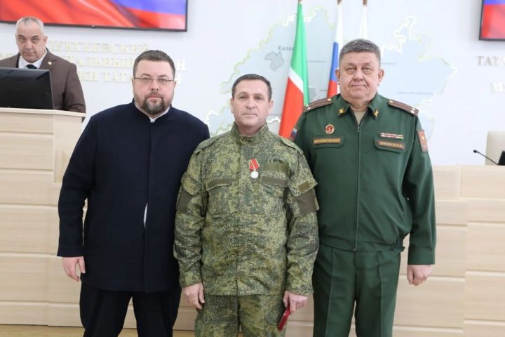 В Алексеевском районе вручили государственные награды участникам СВО