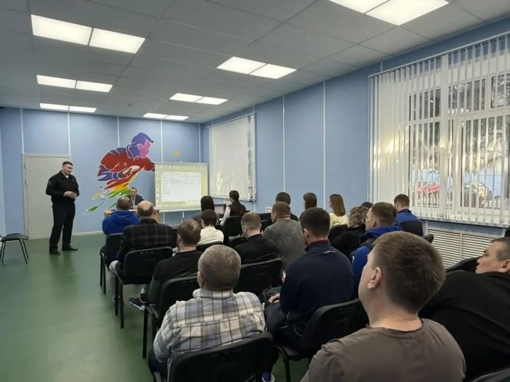 Педагоги и полиция обсудили вопросы воспитания юных спортсменов