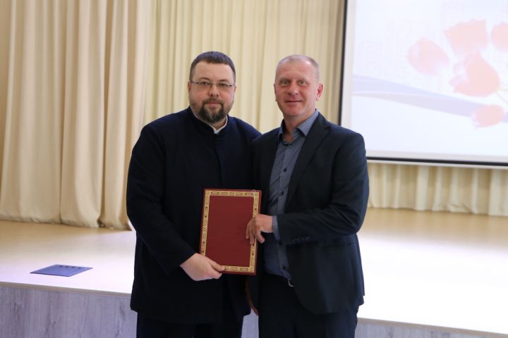 Алексеевск районында Торак-коммуналь хуҗалык хезмәткәрләре көне уңаеннан тантаналы чара узды