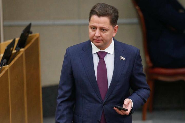 «Историю Победы не переписать»: откровенное интервью депутата на ТНВ