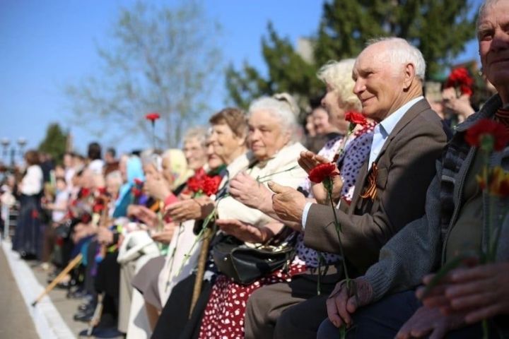 Глава Алексеевского района поздравил жителей с 81-й годовщиной Великой Победы