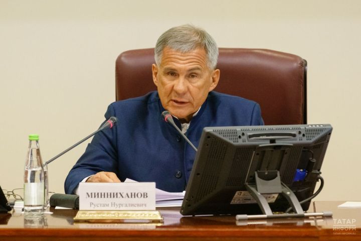 Минниханов обновил состав рабочей группы по проектам ПФО в Татарстане
