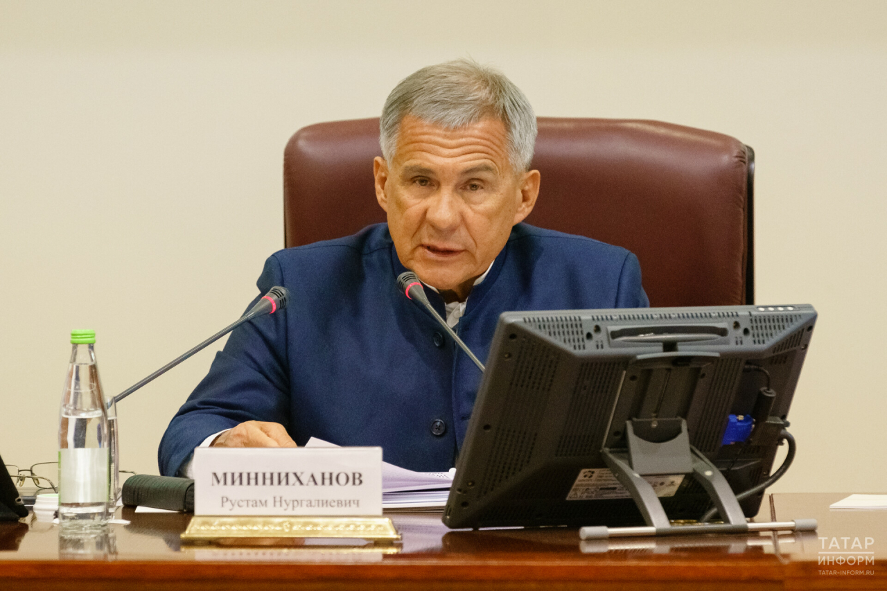 Раис Татарстана Рустам Минниханов подписал распоряжение об изменении состава межведомственной рабочей группы по проектам ПФО. 