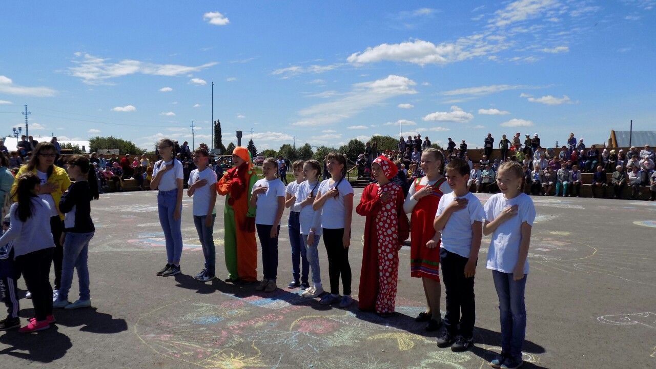 Фоторепортаж: В Алексеевском районе в парке "Дорожник" состоялись праздничные мероприятия, посвященные Дню России