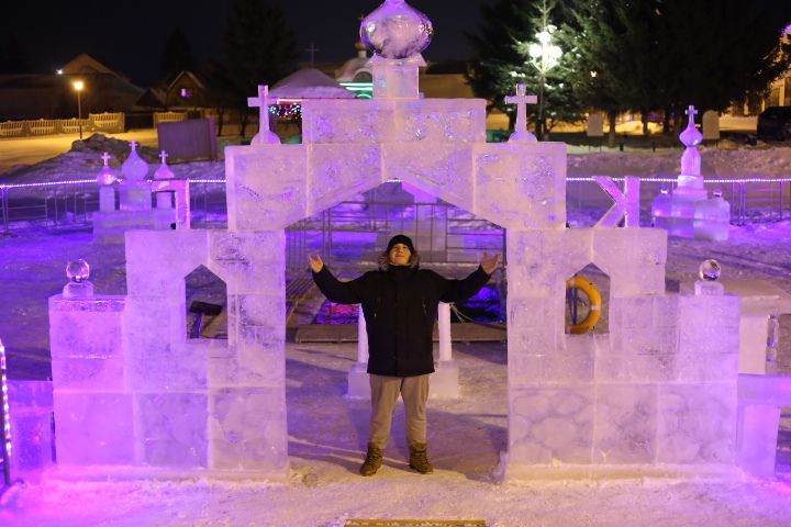 Фоторепортаж: более пятидесяти алексеевцев окунулось в купели на Ахтырском колодце