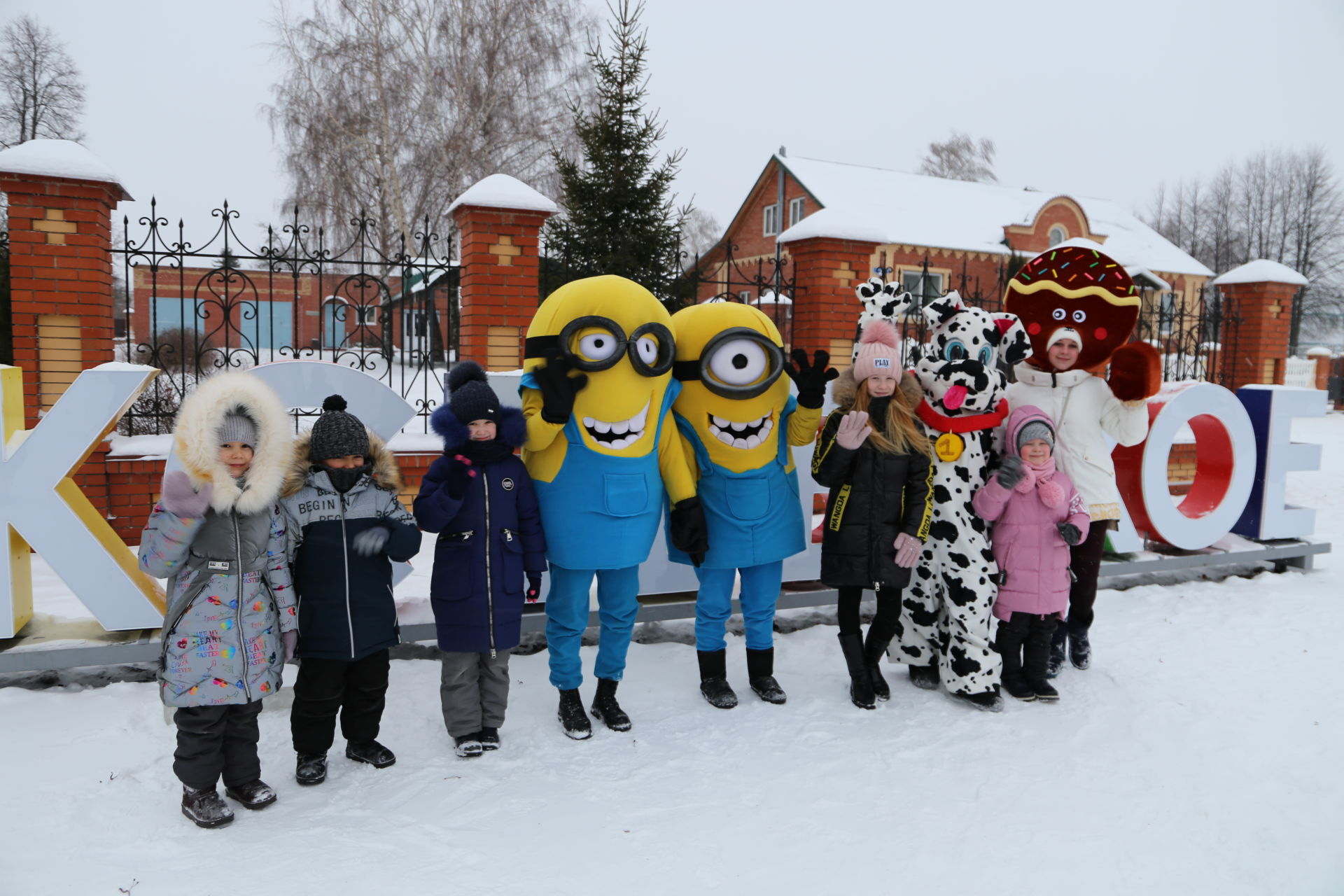 Фоторепортаж: в Алексеевском дан старт череде новогодних народных гуляний!