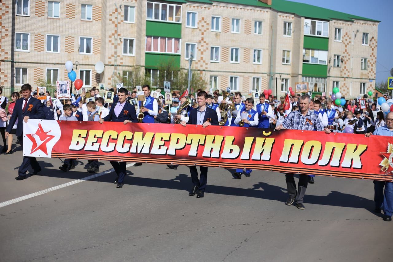 бессмертный полк в звенигороде