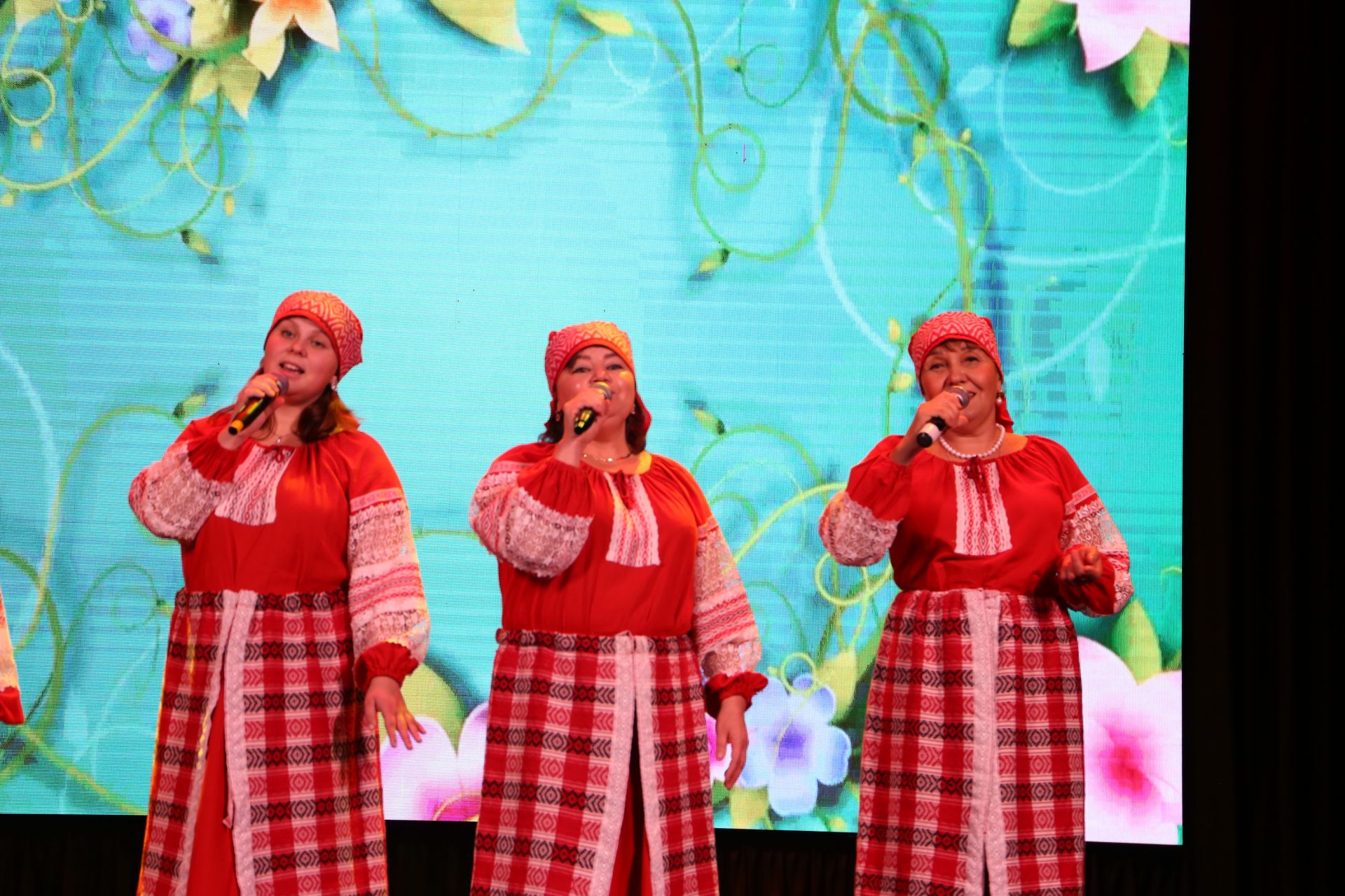 Праздничный концерт ко Дню пожилых людей прошёл в РДК
