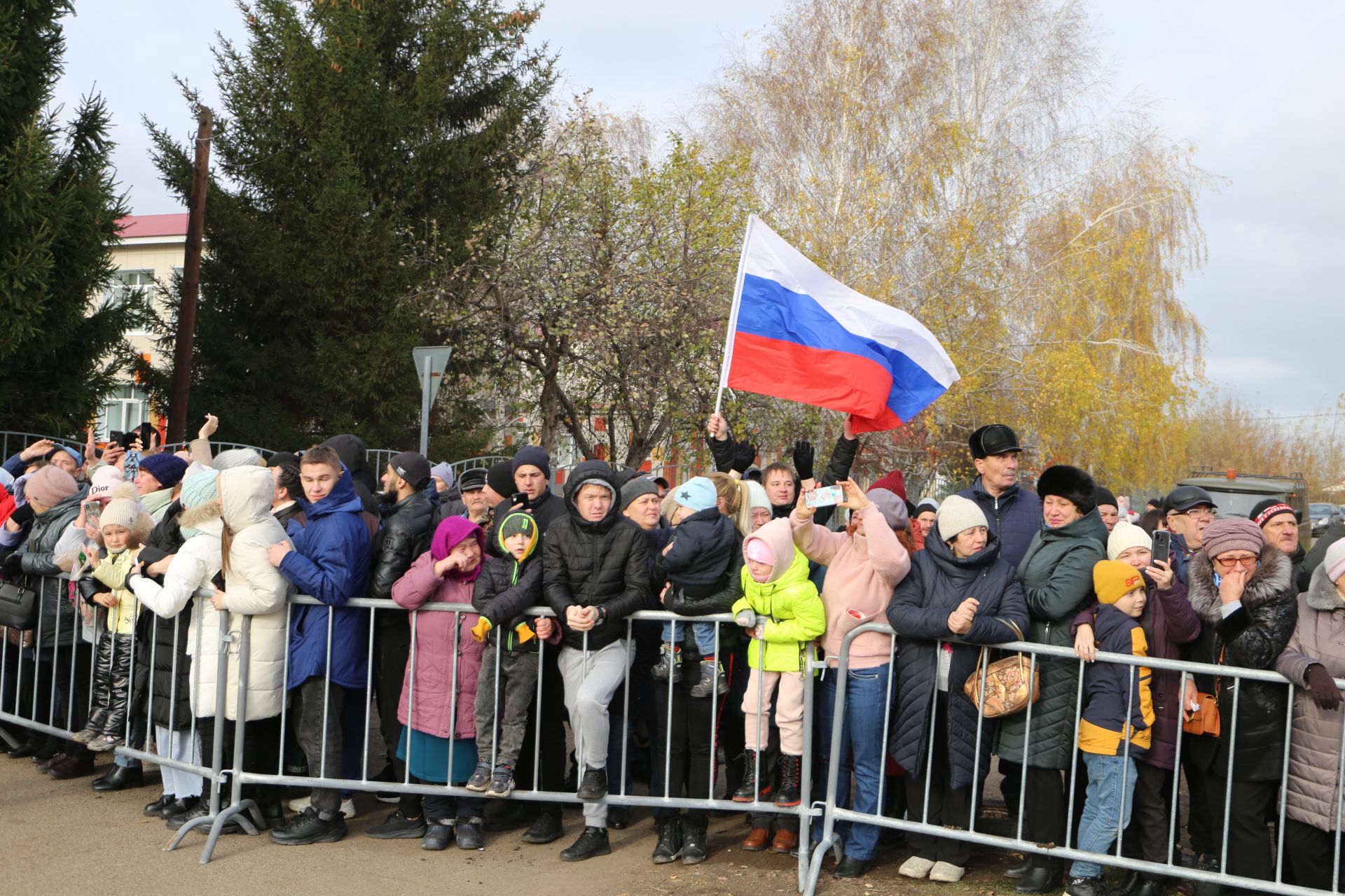 В Алексеевском проводили на учебный полигон четвертую команду мобилизованных