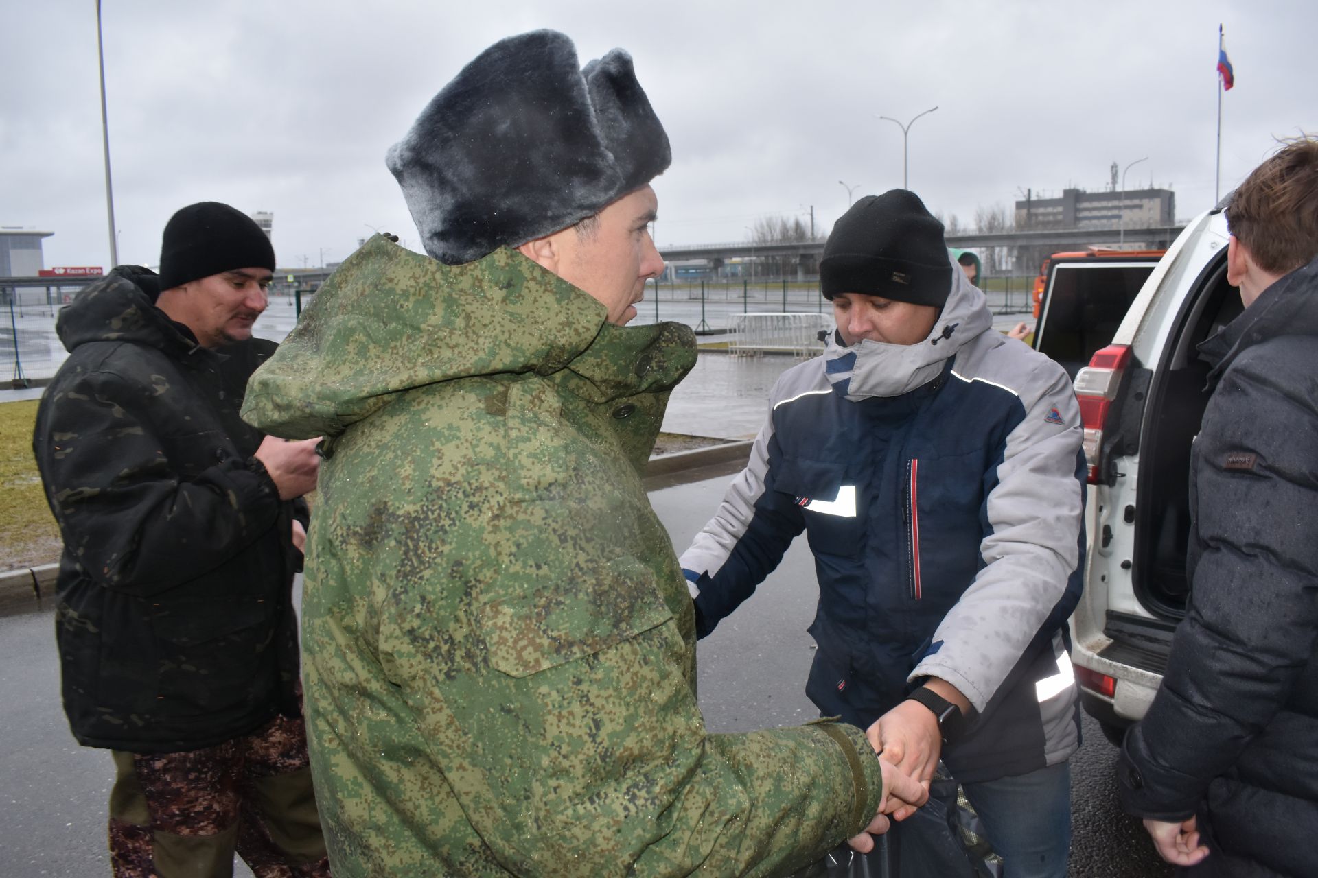 Алексеевским мобилизованным, проживающим в Казань Экспо, доставили продукты и предметы первой необходимости