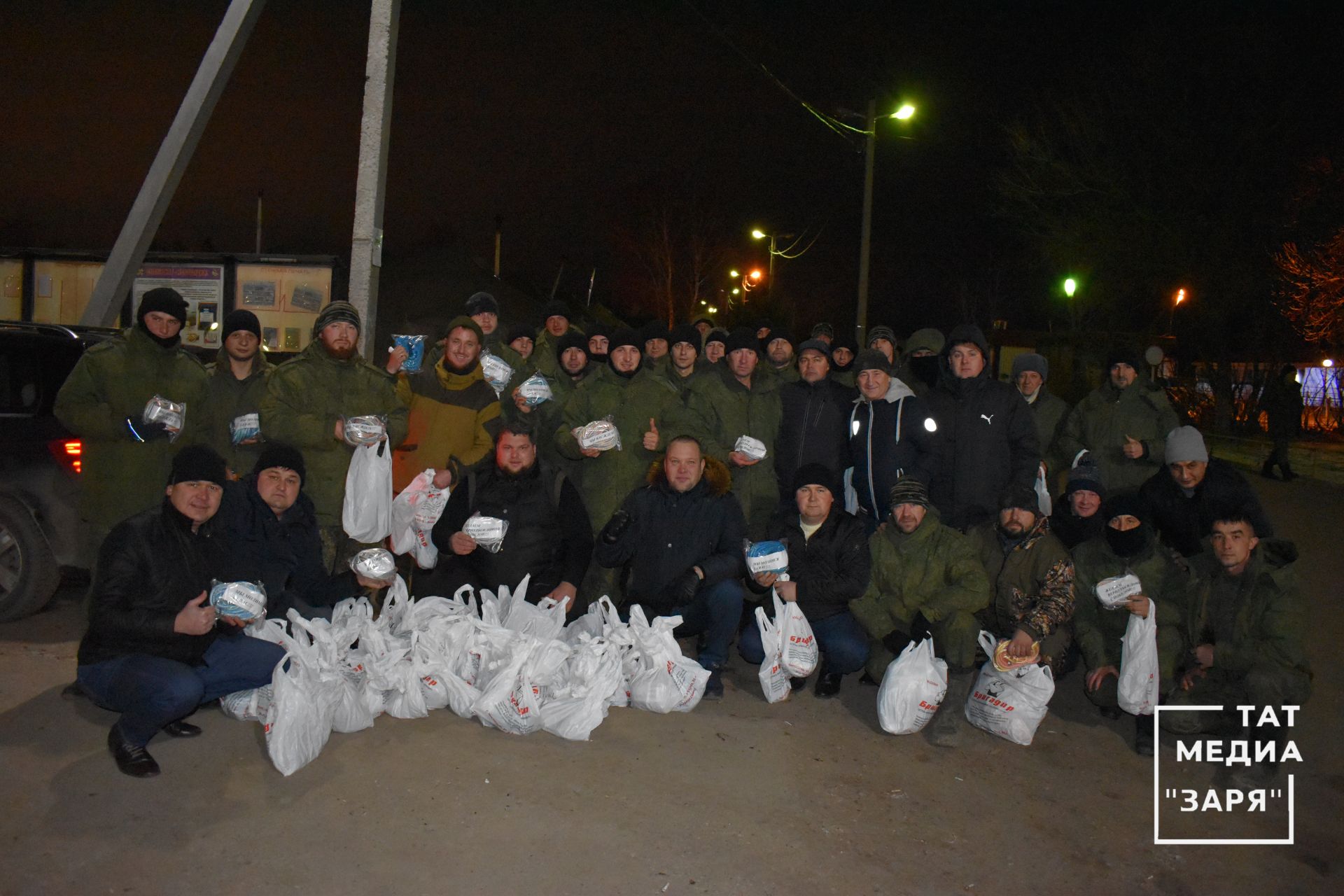 Друзья из Билярска и Чистополя на собранные деньги привезли 350 тактических веревок и устроили праздник для мобилизованных