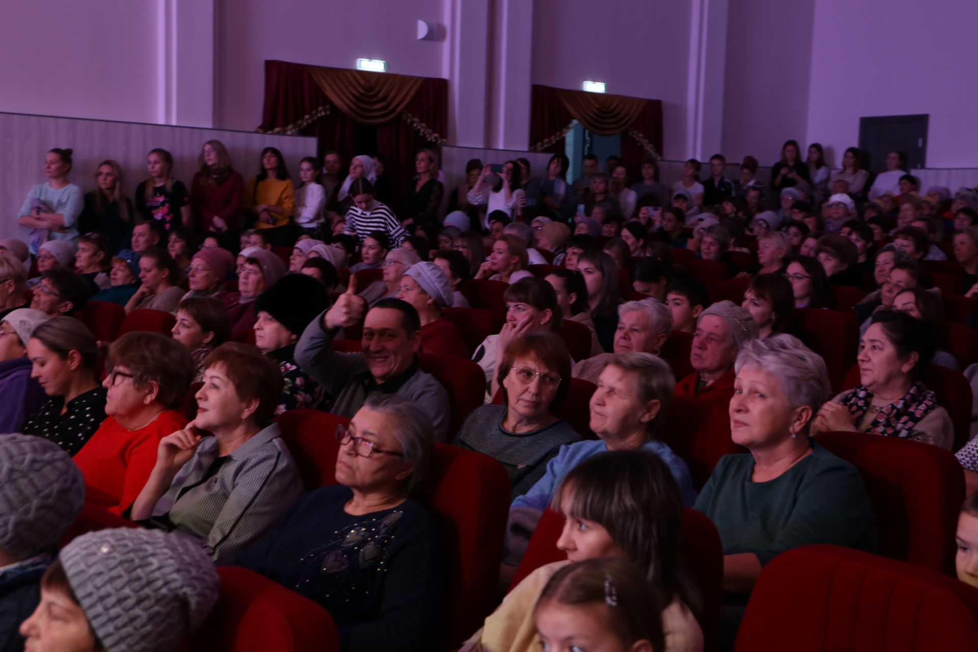 В Алексеевском прошел концерт для мам