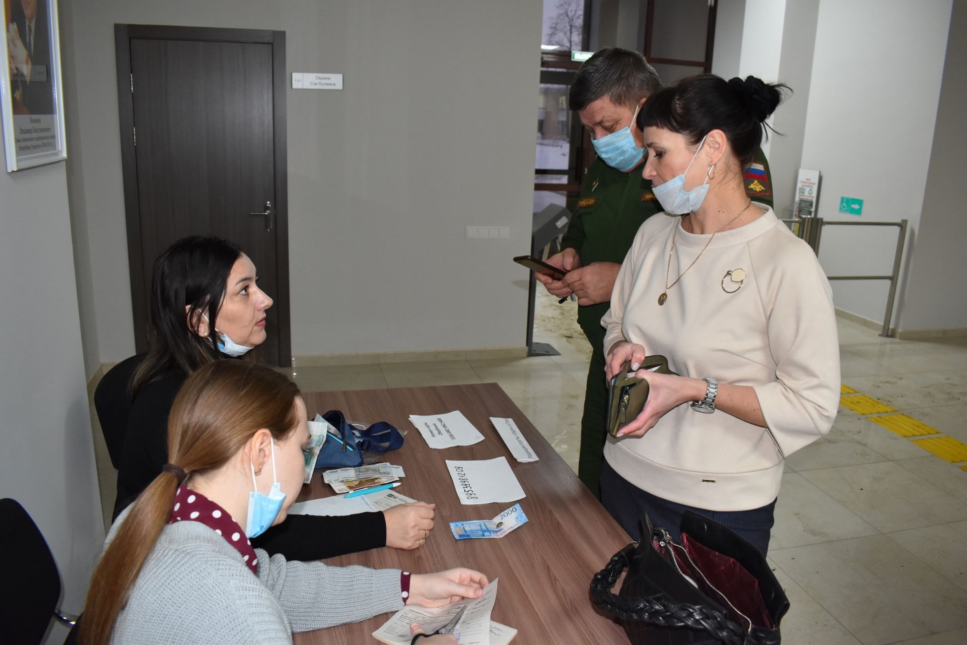 Депутаты Алексеевского районного Совета приняли участие в акции «Подари подписку»