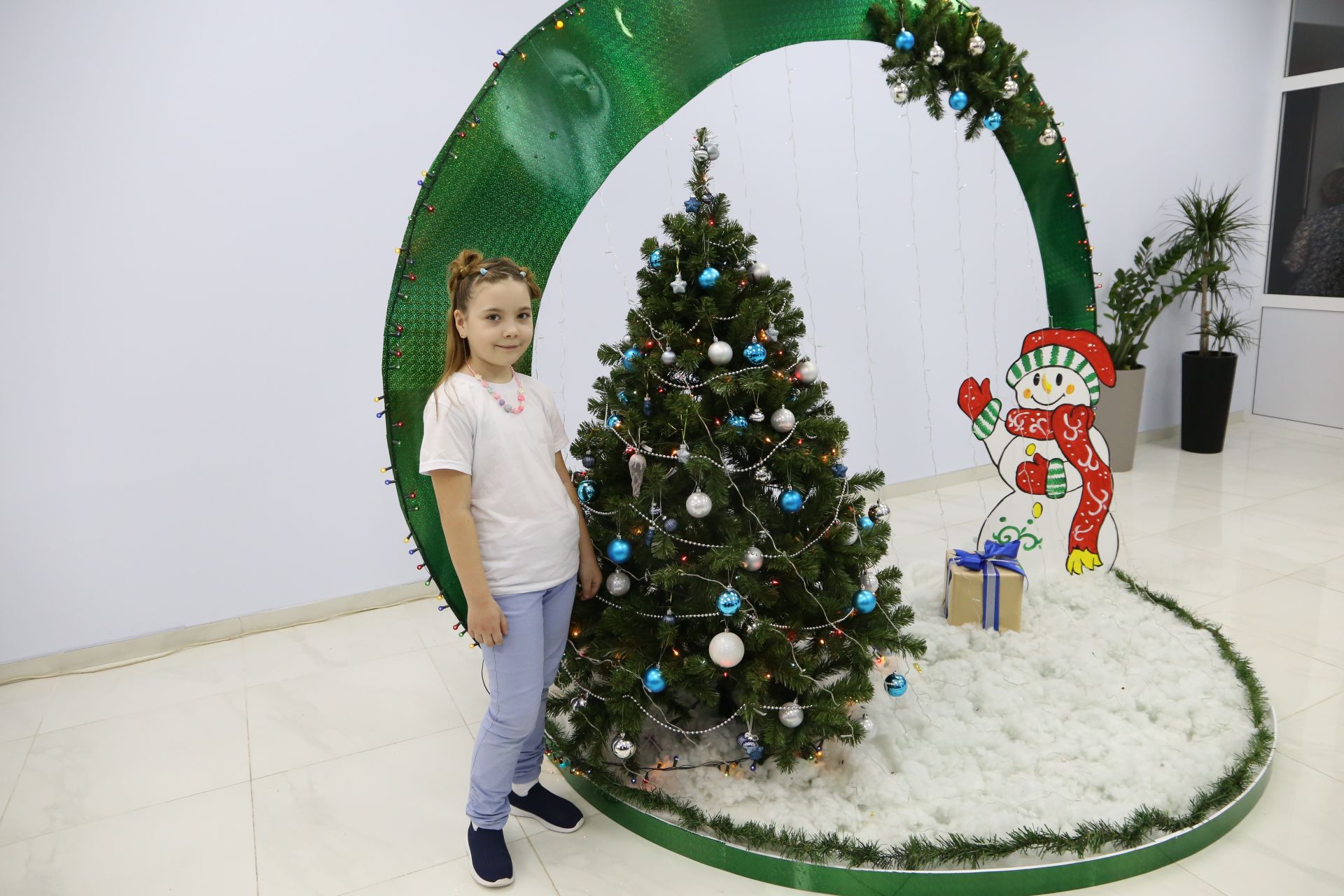 На новогоднюю елку главы Алексеевского района пригласили лучших спортсменов, учащихся, активистов и детей мобилизованных