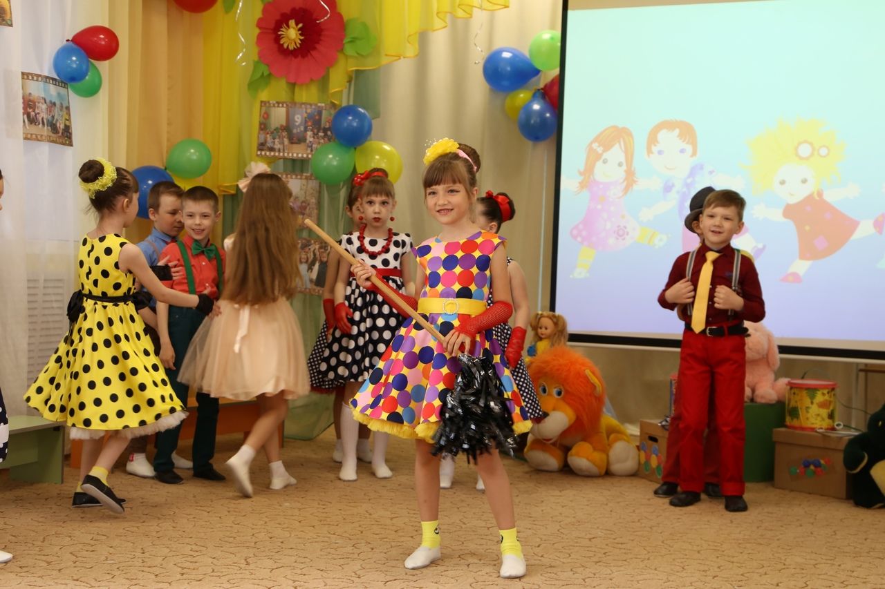 Выпускной в алексеевском детском саду «Ромашка» прошел в ретро-стиле