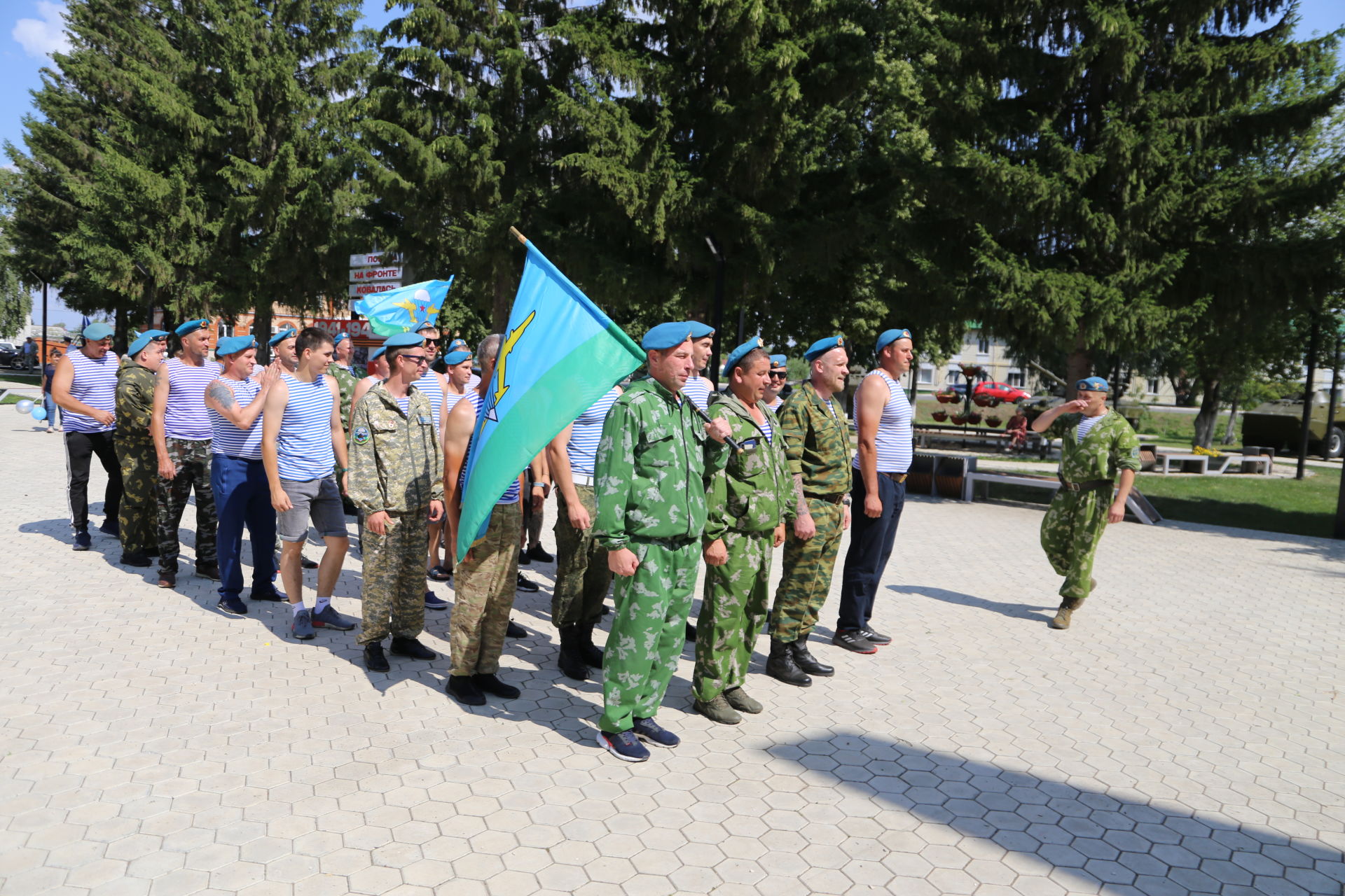 Алексеевские десантники почтили память павших в годы Великой Отечественной войны