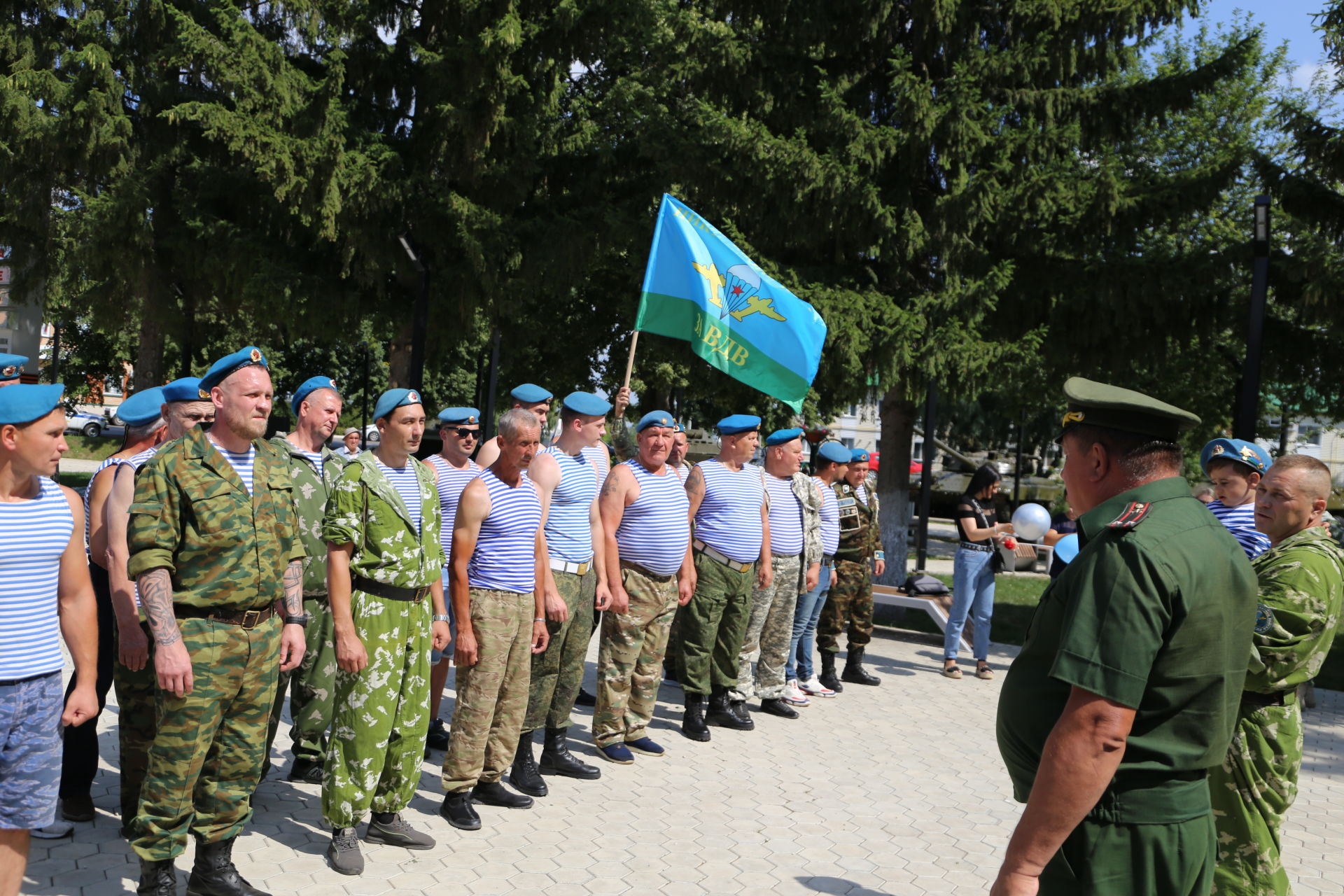 Алексеевские десантники почтили память павших в годы Великой Отечественной войны