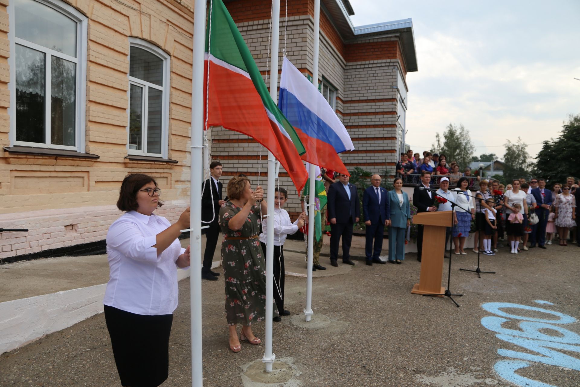 В Билярской школе открыли памятную доску военному медику, погибшему на Украине