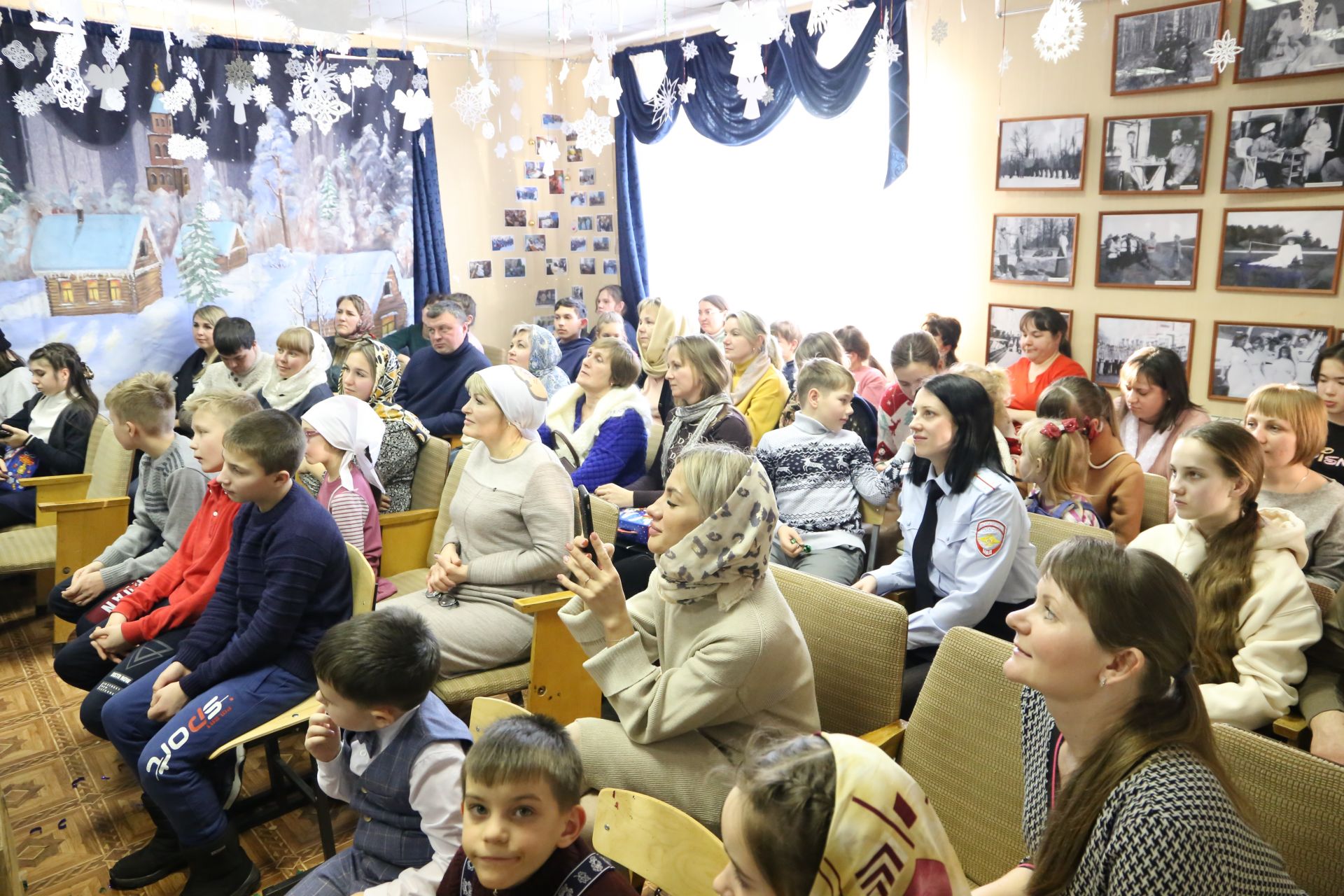 В алексеевской воскресной школе прошел рождественский концерт