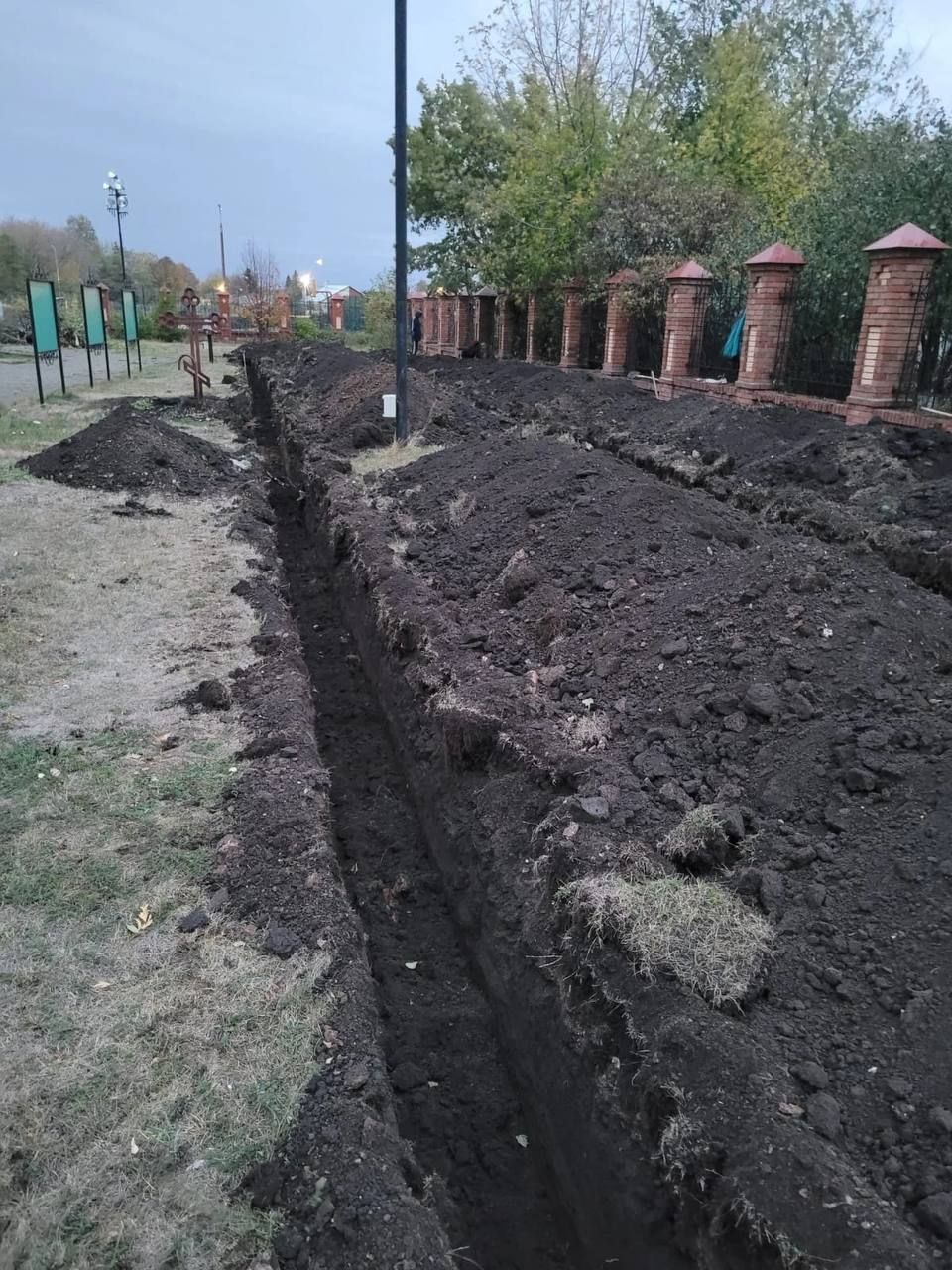 На территории храма Воскресения Христова началось строительство Дома паломника