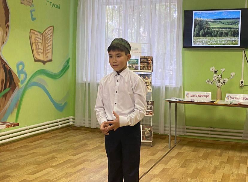 В Центральной библиотеке прошел XXI районный конкурс «Живая нить традиций»