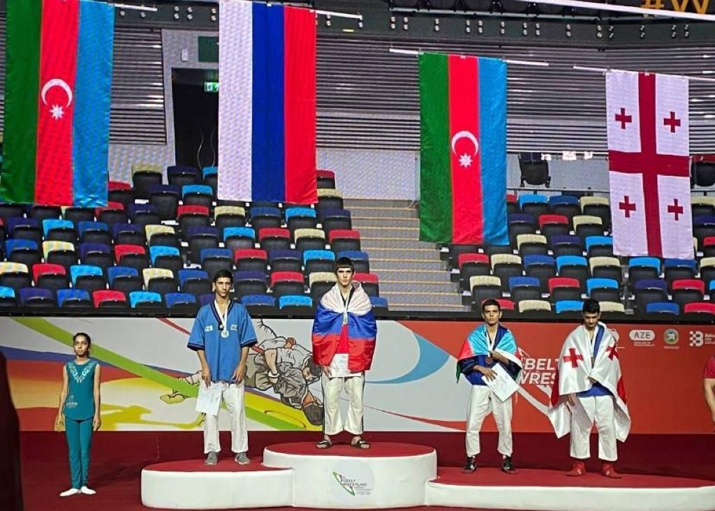 Алексеевские борцы привезли с Чемпионата Европы четыре «золота» и одно «серебро»